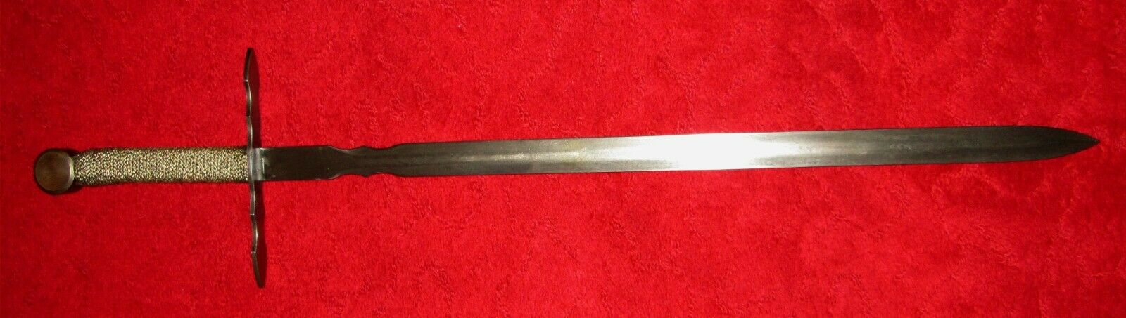 Extremely Rare Badger / Skycastle Medieval Sword / Knives
