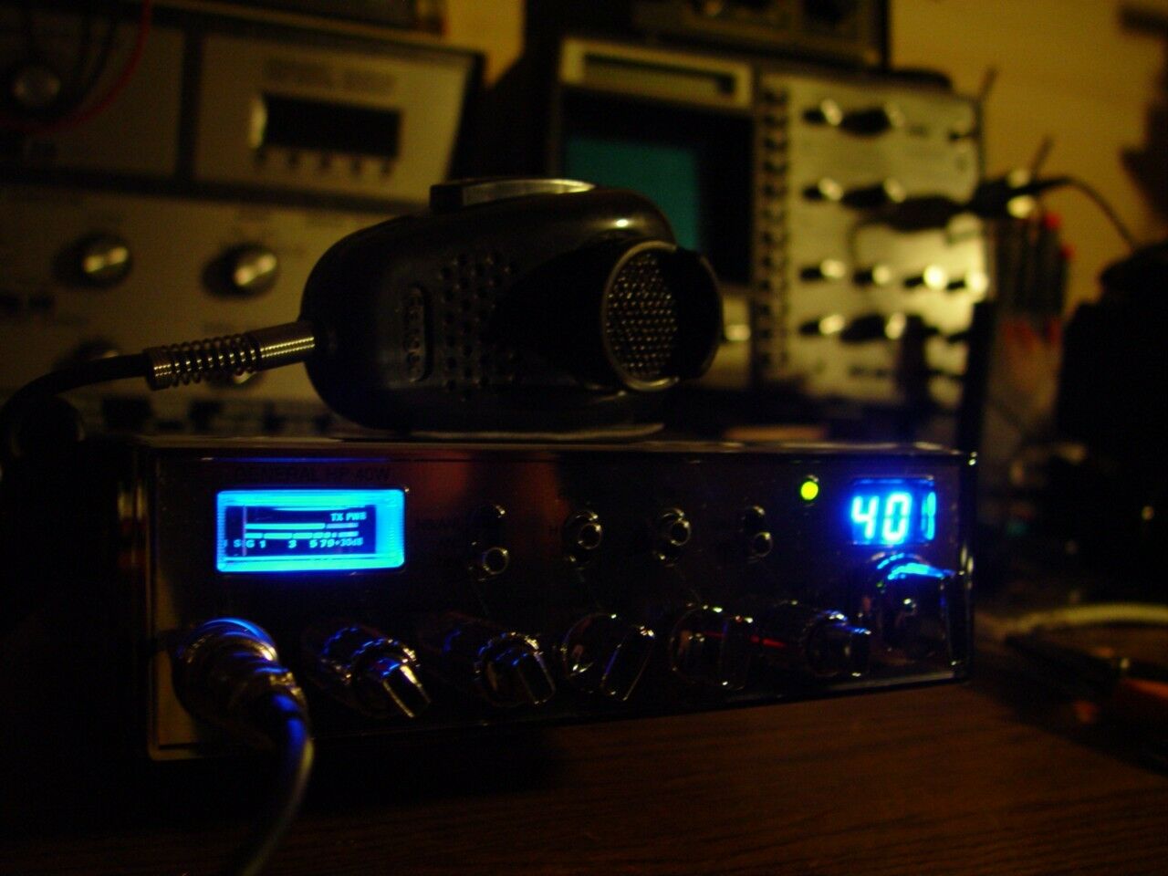 General Lee Hp-40w Radio,100-120 Watts Out,finals ((skip Talking^^^sky Walker))