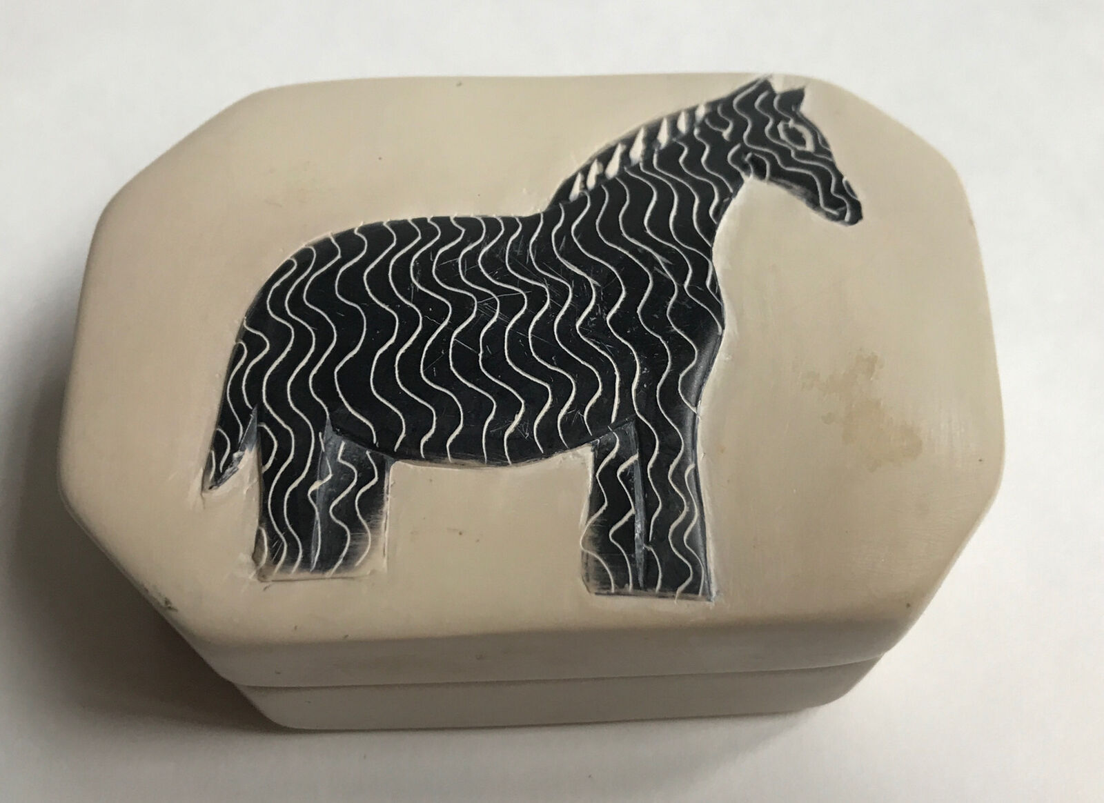 Signed Ahl Kenya Imports African Soapstone Trinket Box Ivory Colored With Zebra