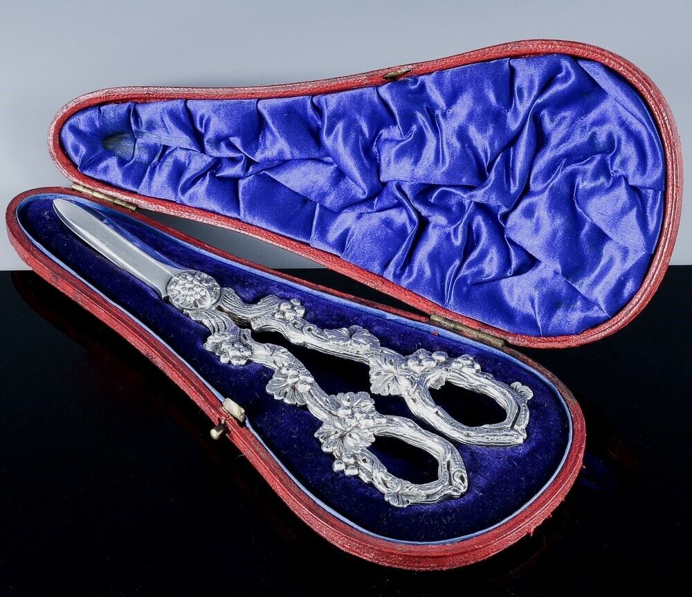 Amazing Quality Cased 1896 Victorian Cast Sterling Silver Grape Shears Scissors